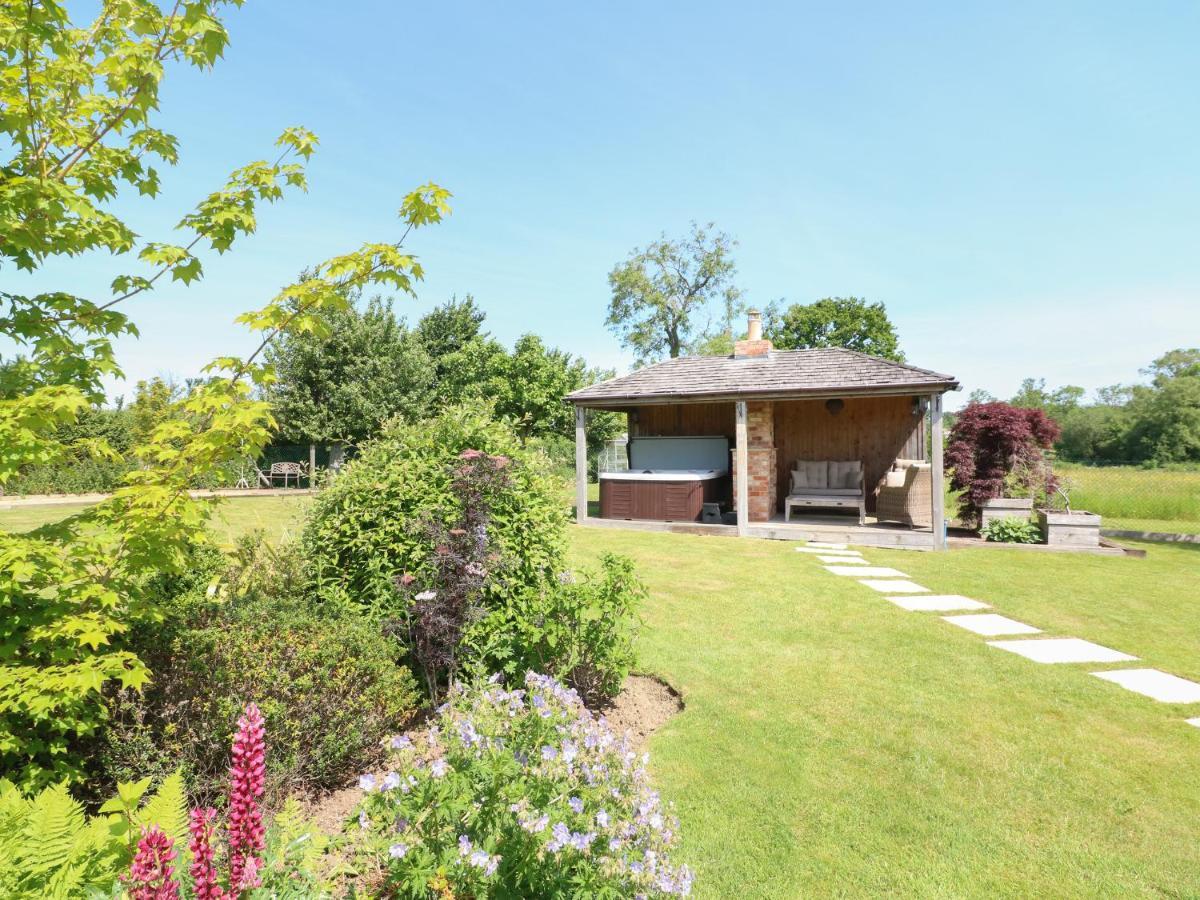 The Little Paddock Villa Malmesbury Exteriör bild